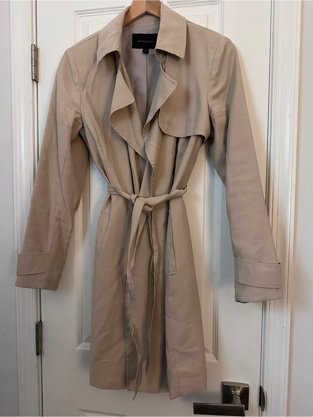 Banana Republic Light Beige Trench Coat with Tie Waist